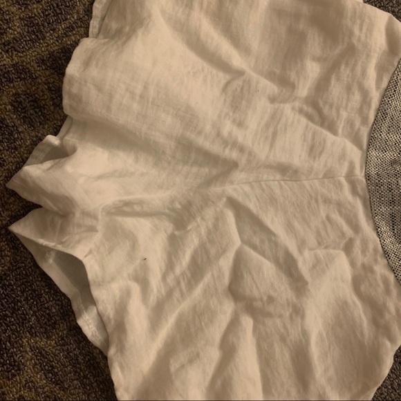 Bloomingdale's Line & Dot XS white Romper - Picture 4 of 4